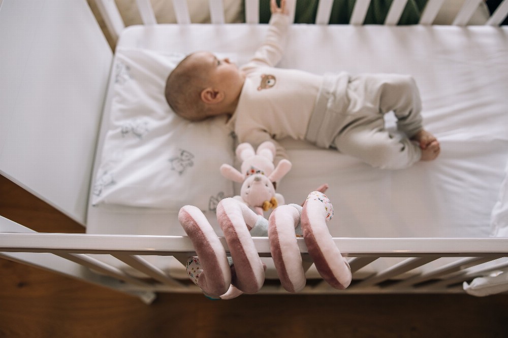 Chaîne spirale gratuite Zoé la souris