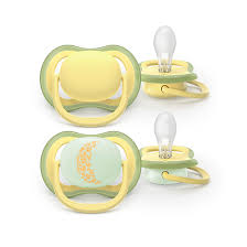 [scf349/53] Lot de 2 sucettes Pacifier ultra air day and night 18 mois et plus Avent